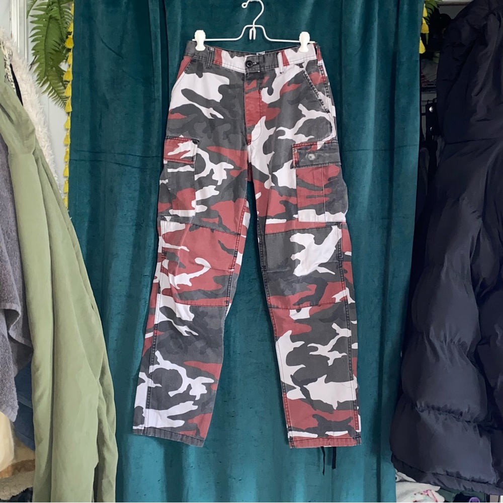 Red and Grey Camo Cargo Pants ❤️❤️❤️